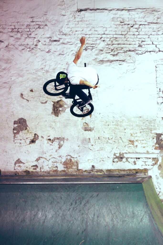 File:Skatehalle Berlin, Berlin, Germany (Unsplash).jpg — Photo by Duc Viet Hoang vietiplatsch